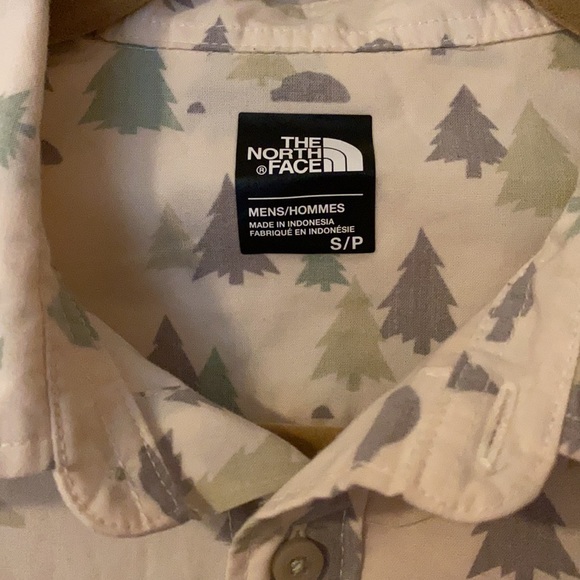 Men’s north face pursuit button up Small - Picture 3 of 6
